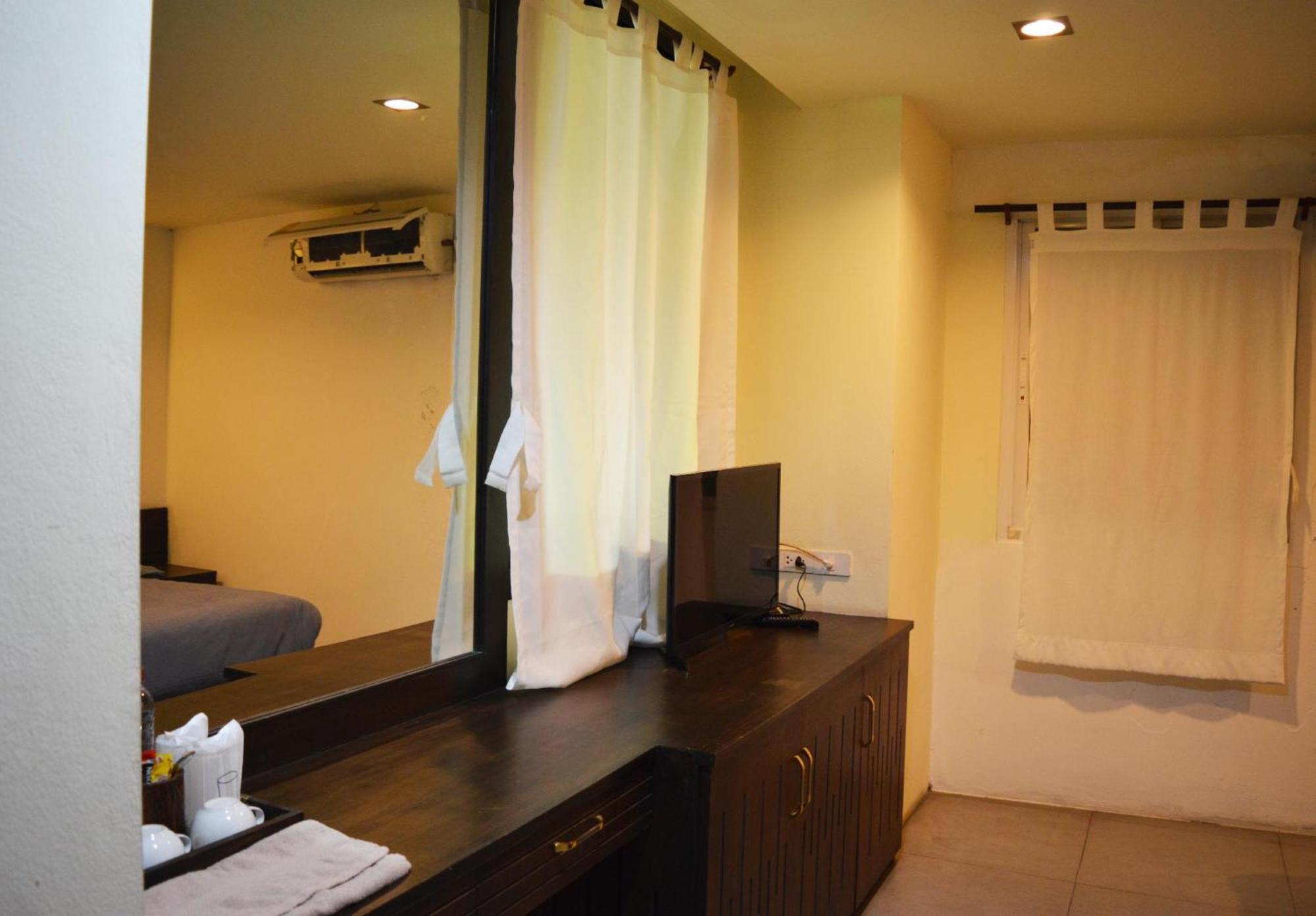 De Nawarat Chiangmai Boutique Apartment Chiang Mai Exterior photo